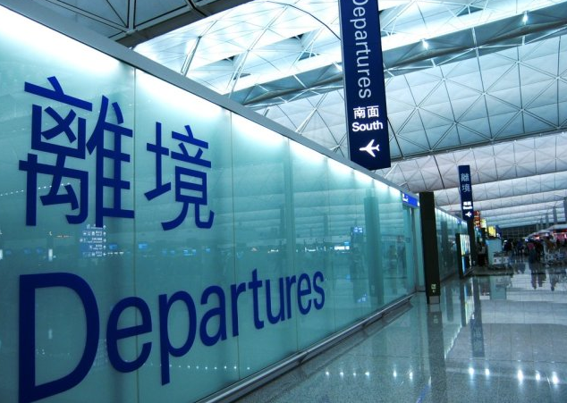 香港人移民舉家回流原因是什么？