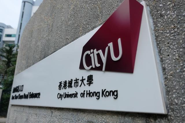 在普通雙非學(xué)校中，哪些學(xué)生更具申請(qǐng)香港研究生的優(yōu)勢(shì)呢？